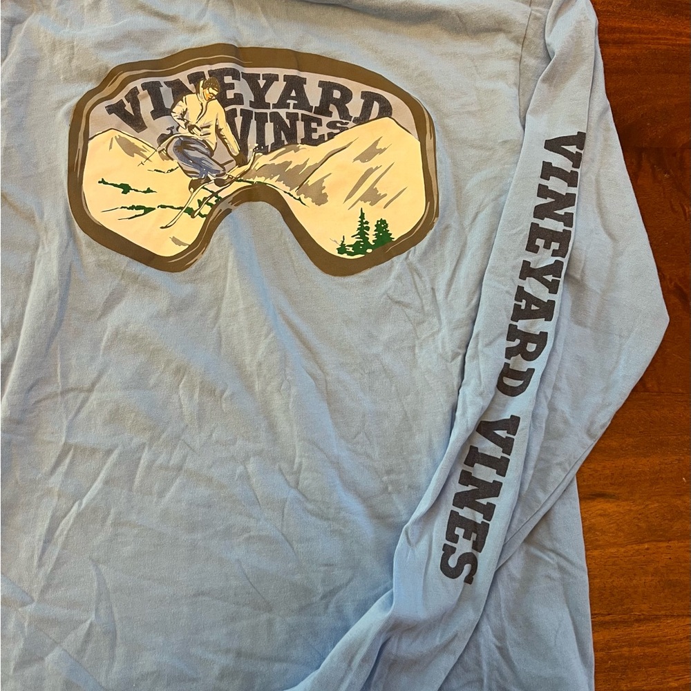 Vineyard Vines  Long Sleeve T Shirt  Sking Theme XS - Picture 3 of 5